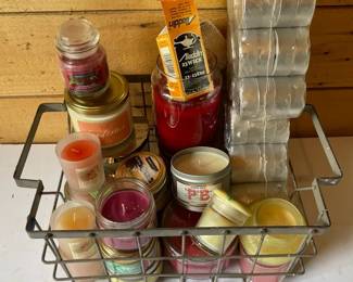 Mystery Candle Lot In A Wire Basket  Aladdin 23 Wick