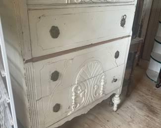 AntiqueStyle Off White Dresser With Decorative Carvings