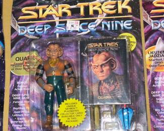 Star Trek Deep Space Nine Action Figure (SEALED!)