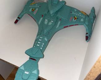 Star Trek The Next Generation Electronic Klingon Attack Cruiser Vehicle (Playmates)