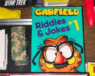 Garfield Riddles & Jokes Card Deck