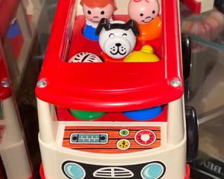 Vintage Fisher Price Vehicle W/ 5 Little People Figures