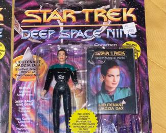 Star Trek Deep Space Nine Action Figure (SEALED!)