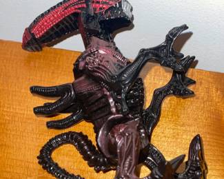 Aliens Bull Action Figure