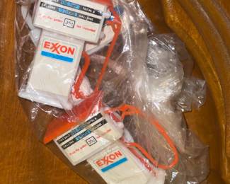 Exxon Gas Pumps Playset