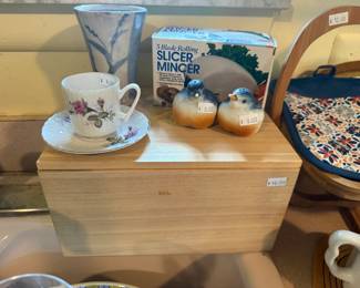 Wooden Box, 5 Blade Rolling Slicer Mincer