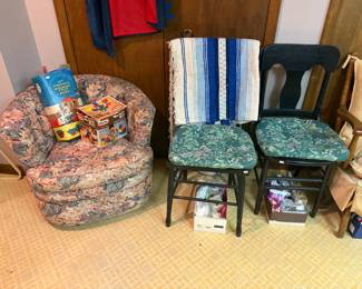 Vtg Chairs 