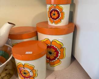 Vtg Canisters 