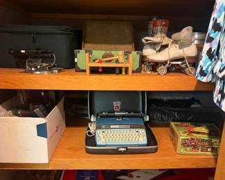Typewriter 
