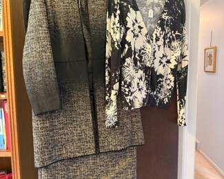 Women's Clothing 