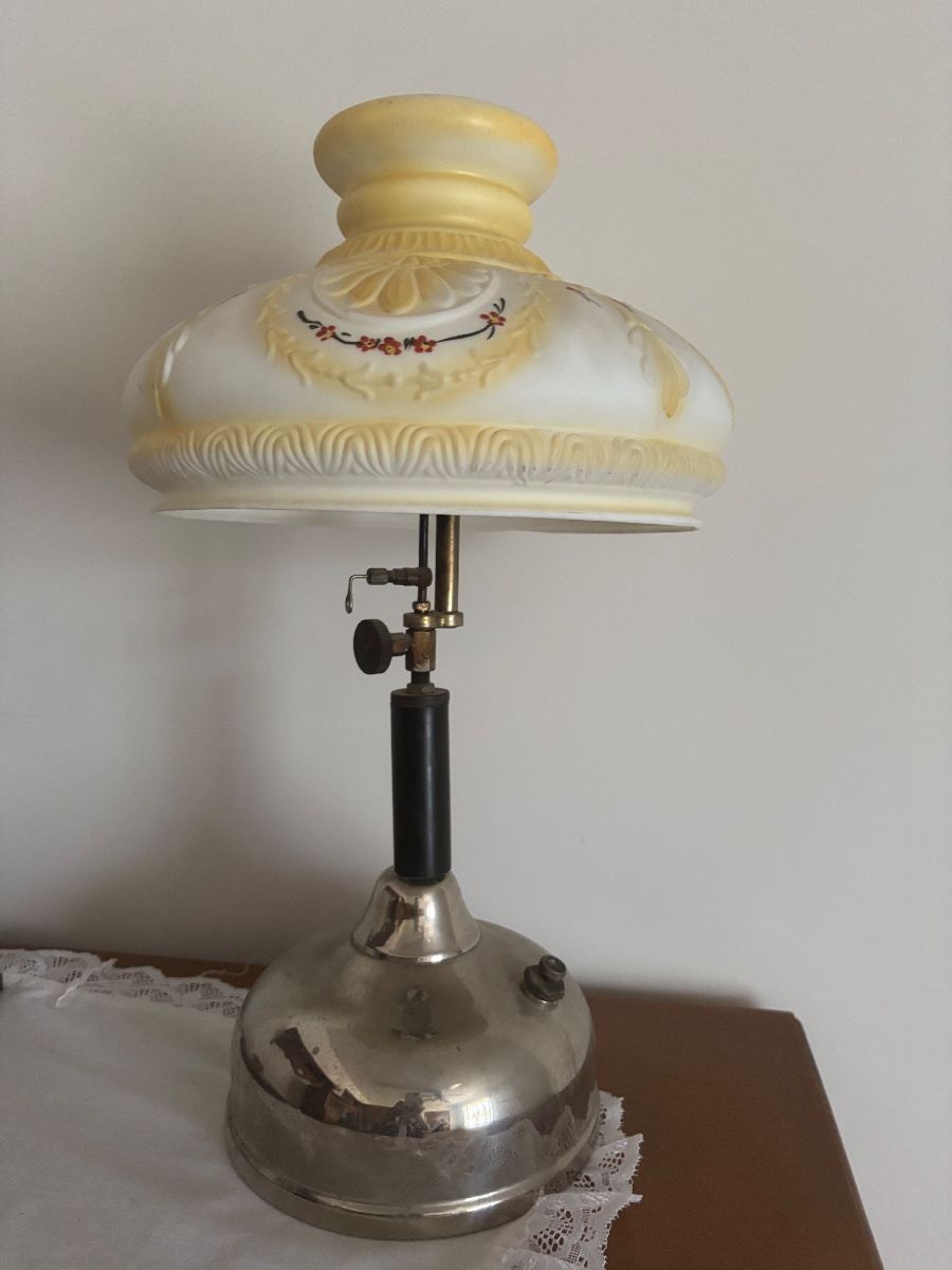Coleman Lamp with Original Shade