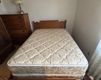 Full Size Bed