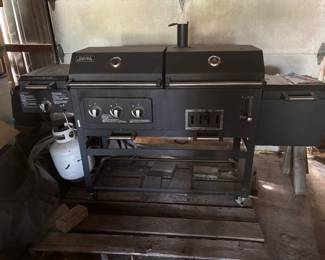 Smoke Hollow Grill - Like New!
