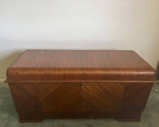 Lane Cedar Chest