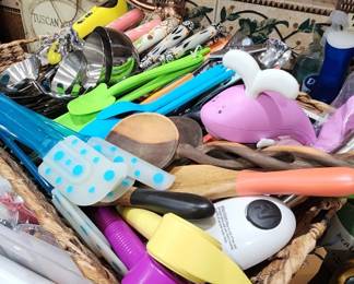 kitchen utensils