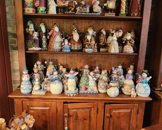 Jim Shore Collection, Farmhouse hutch, Santa's Sleigh, Jim Shore Reindeer