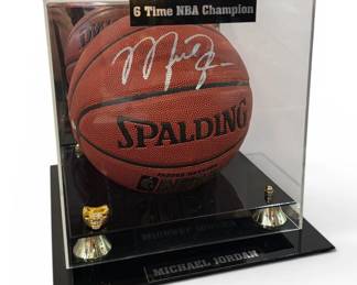 Autographed MICHAEL JORDAN NBA Basketball 