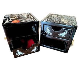 Korean Mother-of-Pearl lacquerware jewelry box