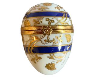 Vintage Limoges Hand-Painted Porcelain Trinket Box