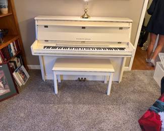 Kimbal Cosmopolitan upright Piano. $400