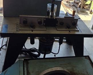 Stone cutting and polishing equipment