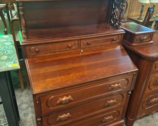 Beautiful Lillian Russell Cherry Desk w/ Key - Davis Cabinet Co.