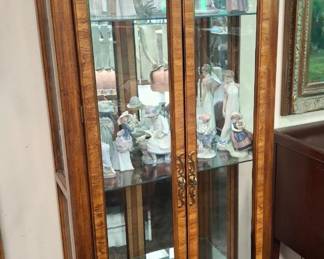 American of Martinsville Curio Cabinet w/ Lladro Collection