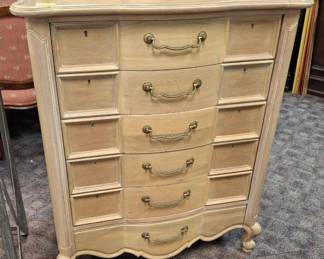 Nice 6 Drawer French Chest