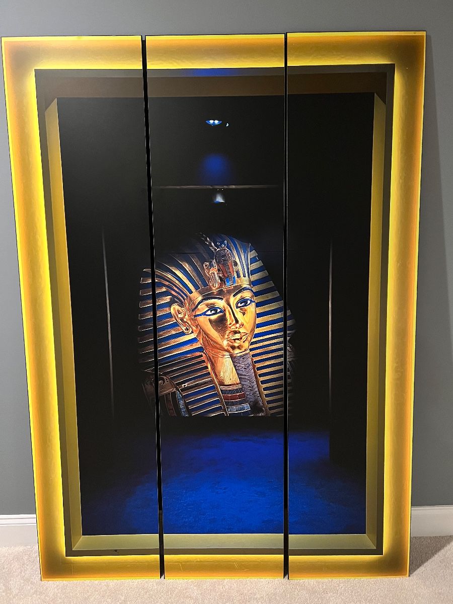 King Tut Wall Art. One of a kind picture you won't find anywhere else because this picture was taken by the home owner and enlarged onto this GORGEOUS wall art!! Dimensions: 72'' x 51'' (aka 6'x4.25')