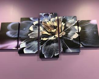 Brand New Gorgeous 5 piece Flower Art Canvas. Dimensions: 40'' = height 84'' = width 1.5''= depth
