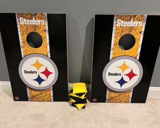 Bean Bag Toss Game. Cornhole. Pittsburgh Steelers Football. Perfect condition.