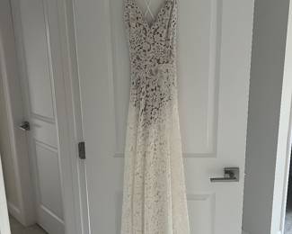 Gorgeous White wedding Dress.