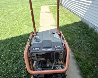 RIDGID Zero Gravity 6800 Watt Generator with Yamaha Engine