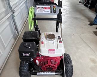 Simpson 4000 PSI 3.5 GPM Gas Pressure Washer with Honda Engine