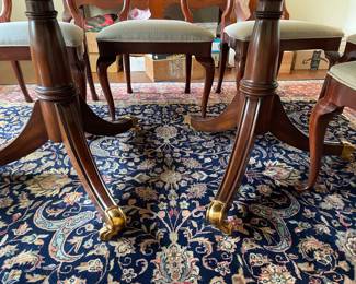 Table & chairs
