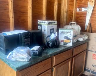 small kitchen appliances, stereo