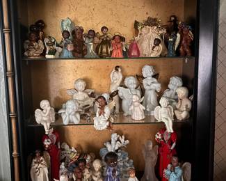 Cherub figurines
