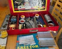 Vintage Toy with all pieces - 1940's!