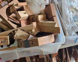 Wood Pieces 
