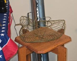 Pedestal - Slide Show