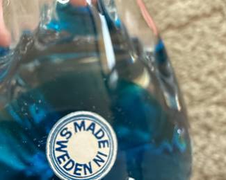 Vintage Swedish Blue Art Glass Bird Figurine