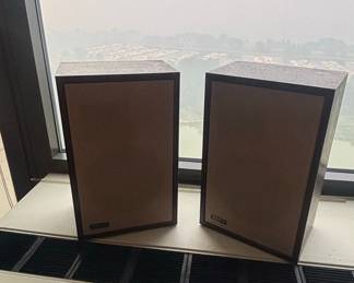 Advent/3 High Performance Loudspeaker System