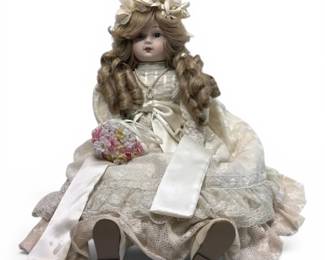 Schmid Musical Collectibles 1984 Doll