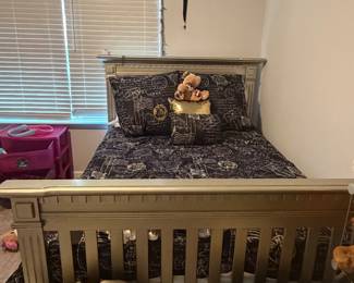 Full Size Solid Wood Metallic Gold Bedroom Suite w/ dresser and Chest