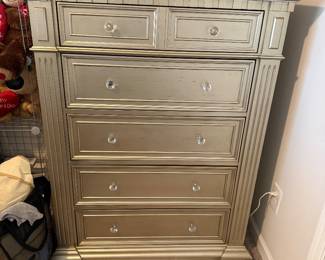 Metallic gold Chest for Full Size Bedroom Suite