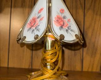 Vintage Floral Touch Lamp