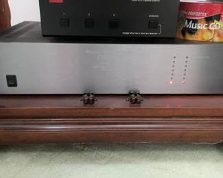 Carver M-1.0t Solid-State Magnetic Field Power Amplifier - excellent condition/ works great