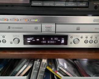 Sony RCD-W2000ES 5-Disc CD Changer & Recorder - excellent condition / works great