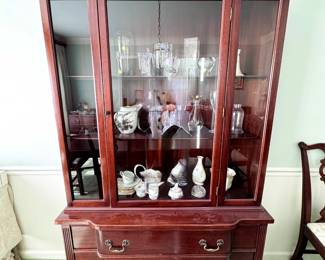 75x43.5x17 The Georgetown Galleries Solid Mahogany China Cabinet