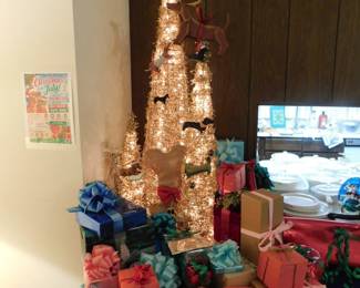 Our donation Xmas tree, lots of packages to choose from for your donation, many animal themed.